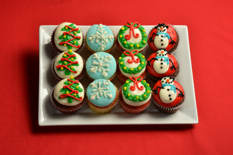 Winter Holiday Cupcakes